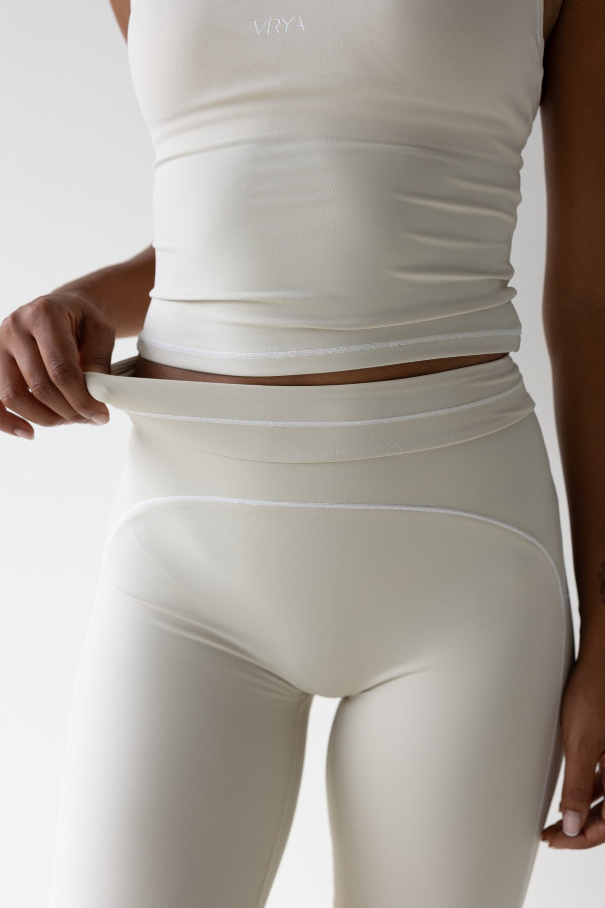CALMA Flared Legging