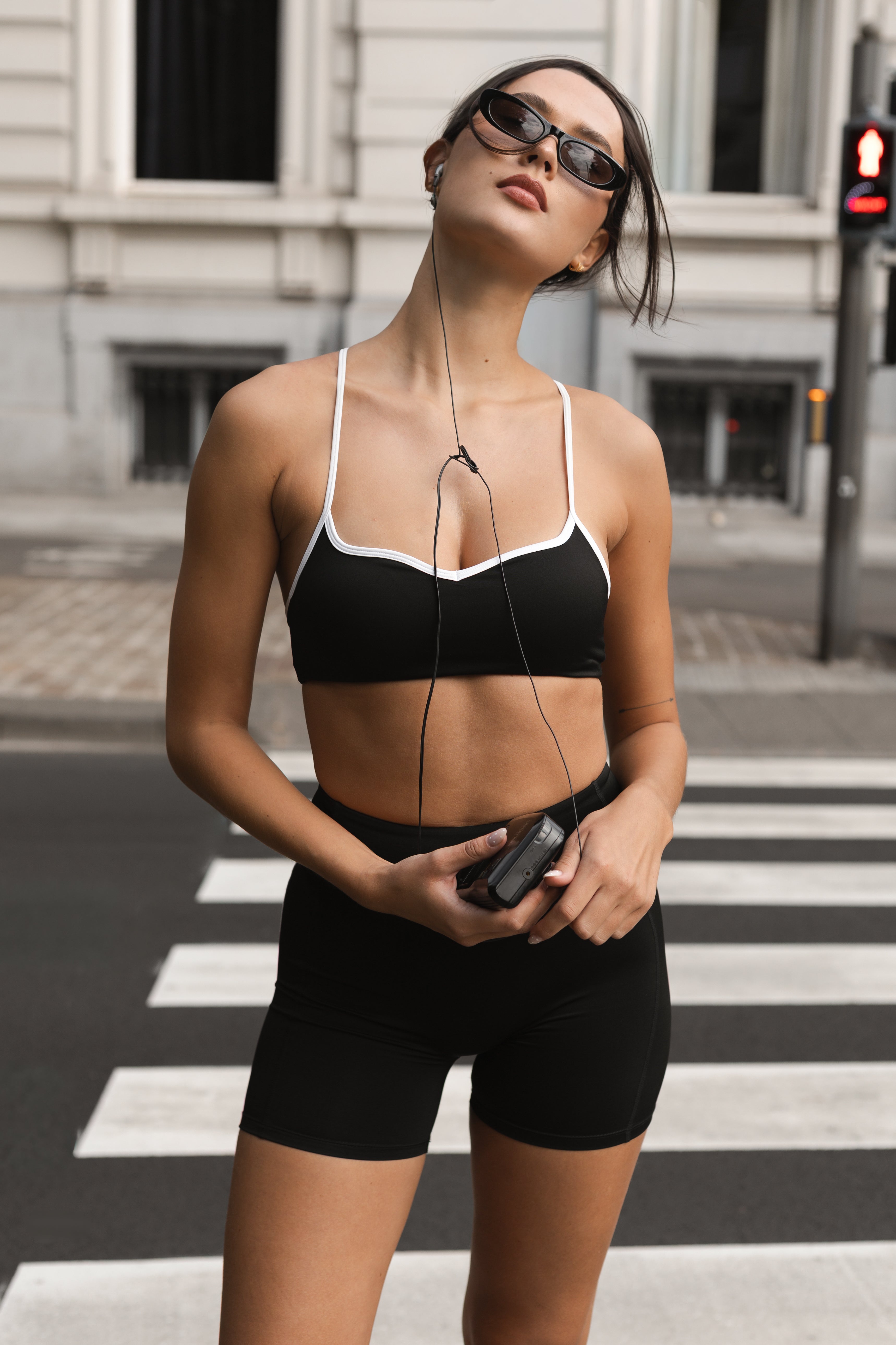 Bella